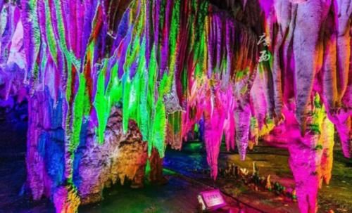 探秘广西“最神秘”溶洞,惊艳程度甩桂林芦笛岩几条街