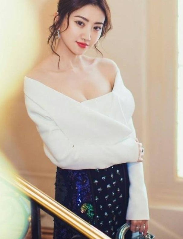 景甜没有最性感只有更性感，造型看到之后，福利满满