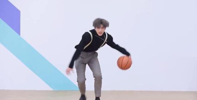 蔡徐坤重生舞蹈