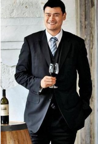 真假爱国?拒签日本丰田1.6亿天价代言的姚明,