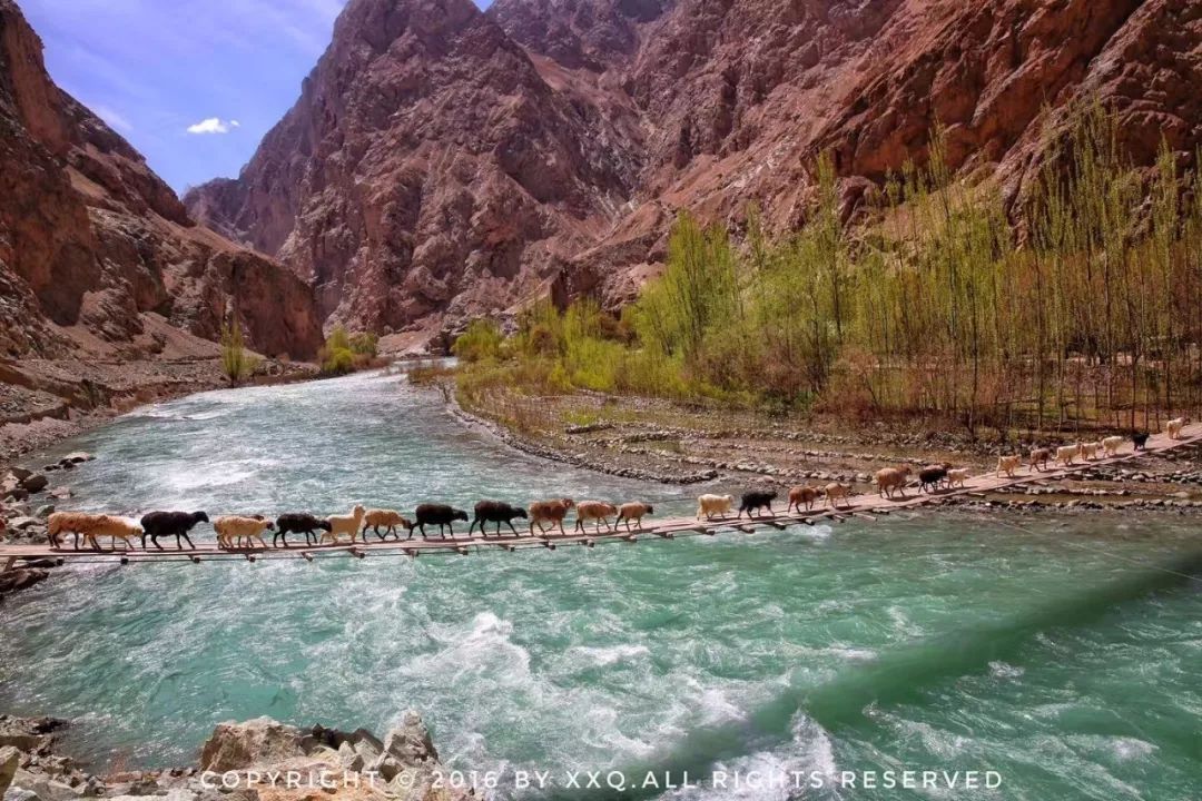 探秘南疆:一个即将消失的古道!一处被世界遗忘的绝世美景!