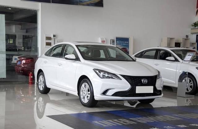  「汽车」入门家轿也不怠慢，长安给逸动配1.4T，8.99万起相当亲民