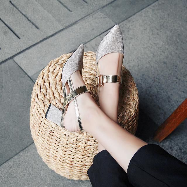 现在流行的5款高跟鞋,搭配裙子很好看很有气质