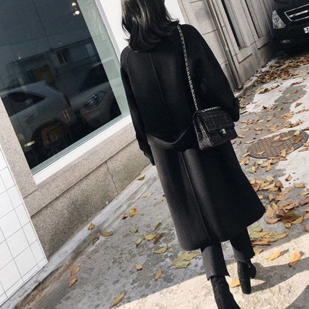 风衣真的已经过时了，毛呢大衣比鹿皮绒大衣洋气百倍，上身超有范