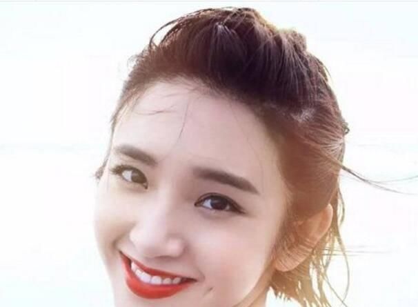  『适合』15款圆脸女生适合的短发发型，减龄瘦脸，提升气质