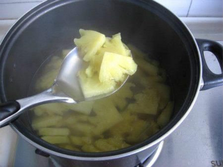 经期是黄金“减肥期”，早起来碗它，排毒刮油，体重迅速降下来