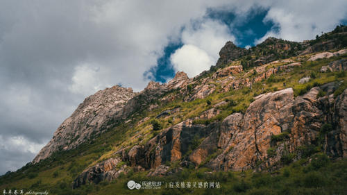 大自然的鬼斧神工 莲宝叶则 山之铿锵