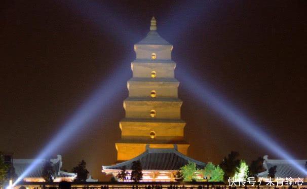 西安又火了,这次是因为一座网红雕像,但网友说形象不符应该拆掉