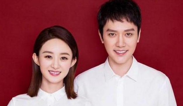 有种证件照叫做papi酱的结婚证,别人的都是白