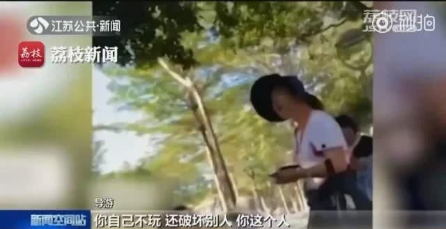 气焰嚣张！鼓浪屿女导游威胁游客走不出岛