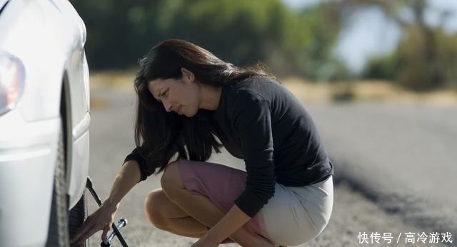  做法|高速爆胎，在应急道换胎被扣6分？正确做法应该是这样，了