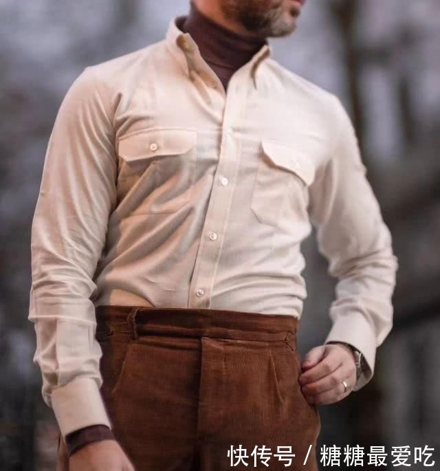  【服饰】一条“普通”的灯芯绒裤，成功吸了跨年女孩子的目光