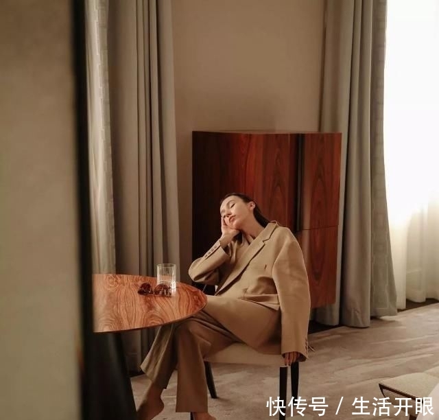  「冬天」3条最适合冬天的裤子，搭什么都好看！