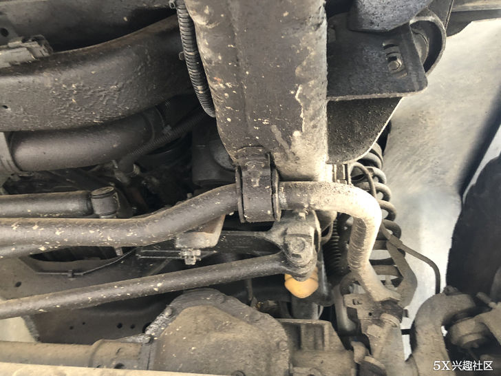 400多万的&ldquo;陆地坦克&rdquo;两年贬值一半!网友:还有防毒气系统?