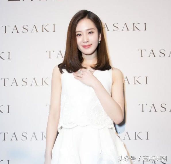 刘诗诗，小宋佳，江疏影，白百何穿着小白裙，你最喜欢哪一款?