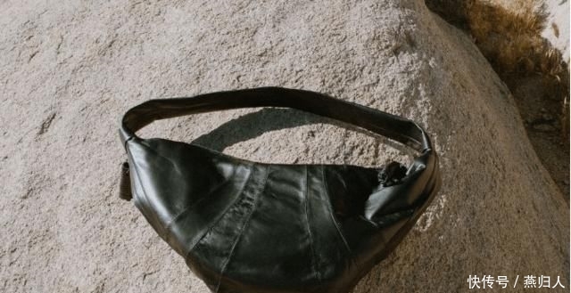 元素:今年即将大火的IT bag,跟着这5个时尚元素买准没错!