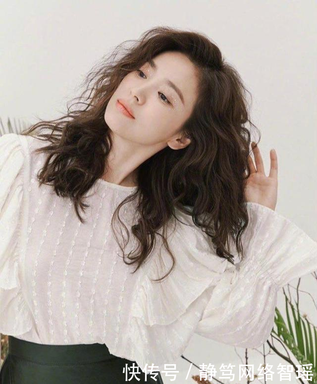 就要:今年就要穿好这几件衬衫,让你时髦温婉又有女人味