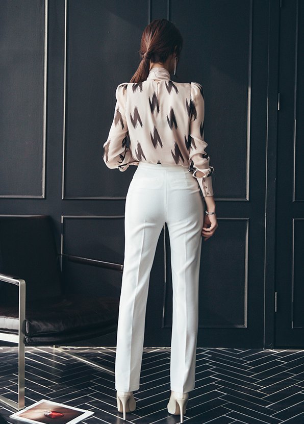 除了职业裙，能驾驭长裤的必是美女