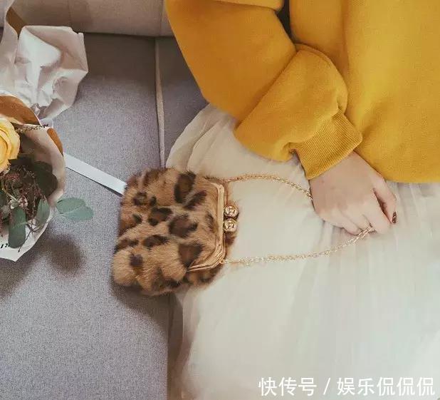  【款包包】精致时髦的包包也是凹造型神器，整体造型加分不少