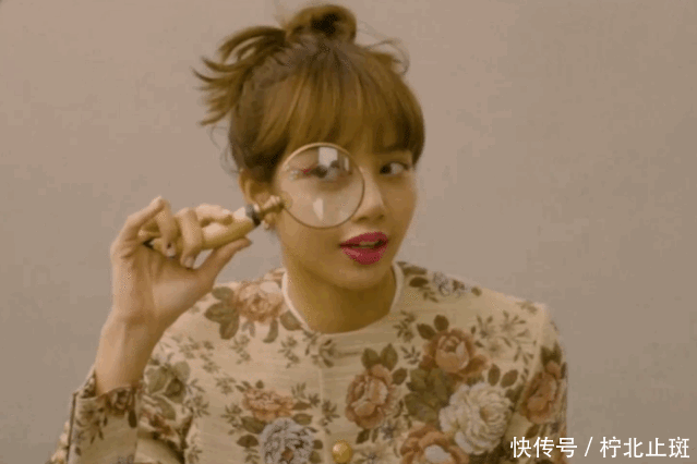 『春天』听说,春天跟碎花裙更配,气质绝佳!