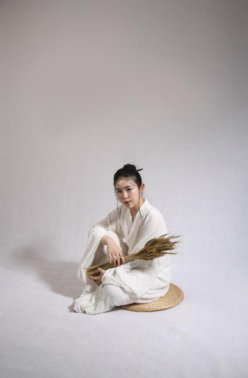 PS把人物图片转为古典国画效果