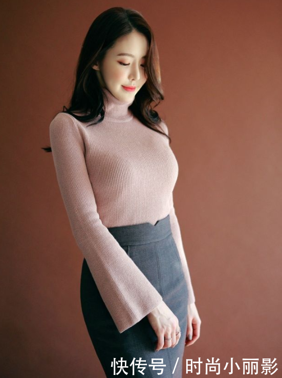 紧致身材的紧身裙美女,秀出迷人曲线,尽显完美气质!