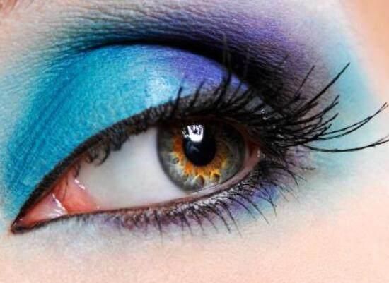 心理测试:4种眼妆，你最受不了哪种?测你隐藏最深的天赋是啥!