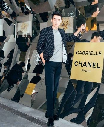 胡歌为何要开除经纪人?留学真相曝光 网友:“你这个白眼狼”