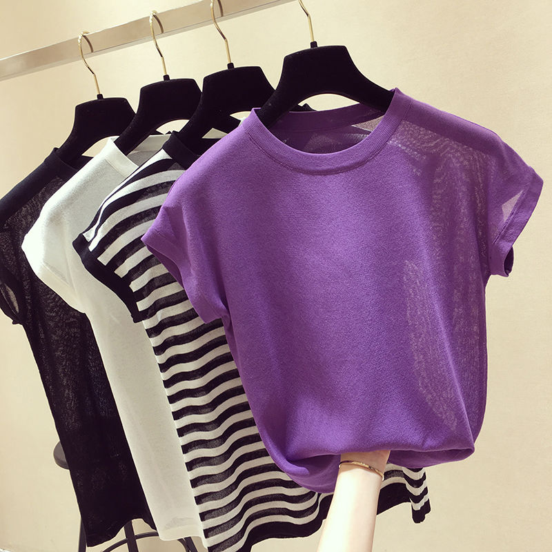 厉害了,表姐穿的精致小衫高贵又美嫩,居然都火到国外了