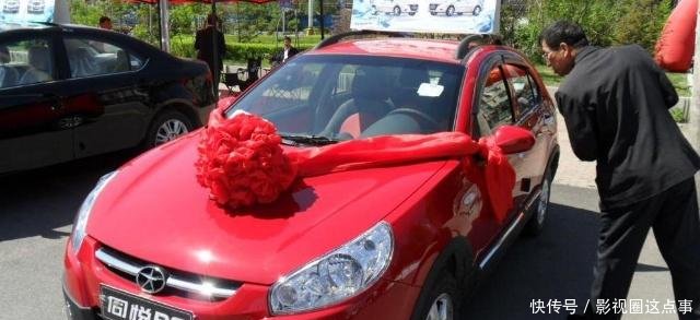 农民买车补贴升级了，最多可达10万，2万多就能开新车