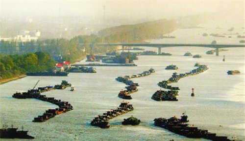  耗时：中国耗时最长的工程：2500年前就已经开始动工，至今还在