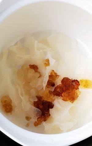  『桃胶』牛奶桃胶皂角米雪燕羹