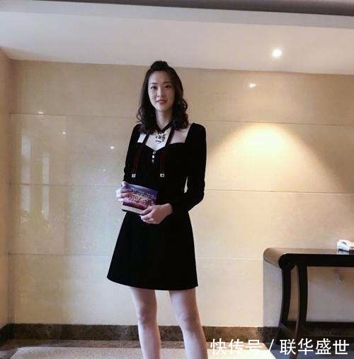  『那种』惠若琪穿裤子，腿比老公还粗，穿裙子身材很迷人！