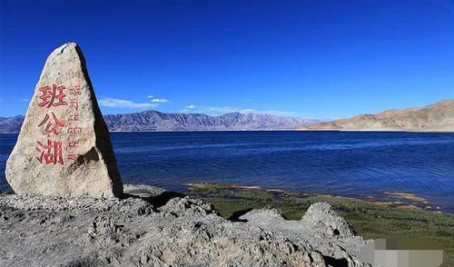 全球最神奇的湖：湖泊咸水和淡水同时共存，一边鸟语花香，一边寸