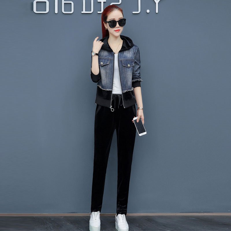 比裙子流行百倍的套装，这女人穿一个比一个惊艳，美到看不出年龄