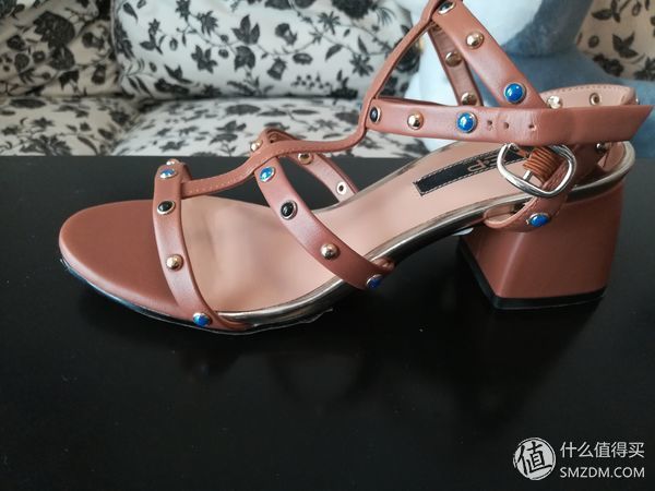 一大波LD的女士凉鞋来袭-菲拉格慕、RED VALENTINO、EP