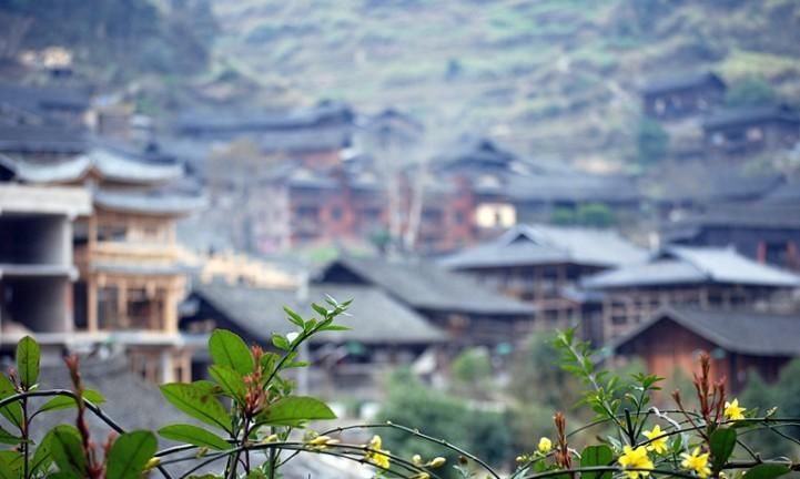 苗寨:跟我云旅游:苗寨