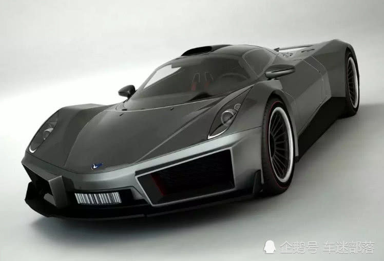 下雨天打双闪还是开雾灯?