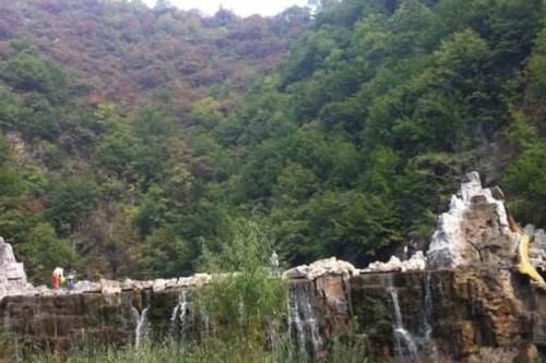 河南人少景美的旅游地，云雾缭绕，犹如一幅幅迷人的画卷