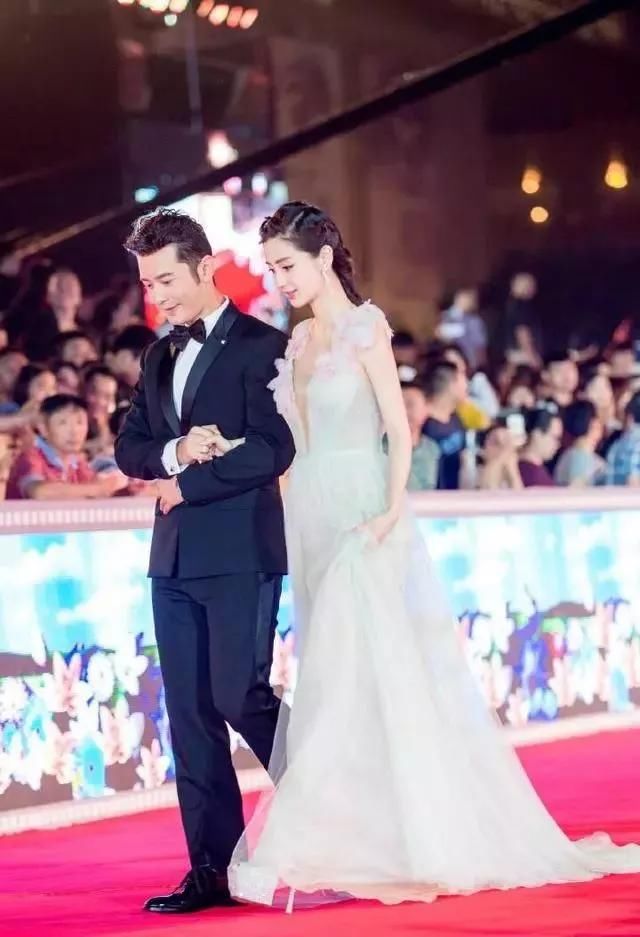 网曝黄晓明婚内出轨古力娜扎？太离谱了！第一狗仔卓伟都看不下去