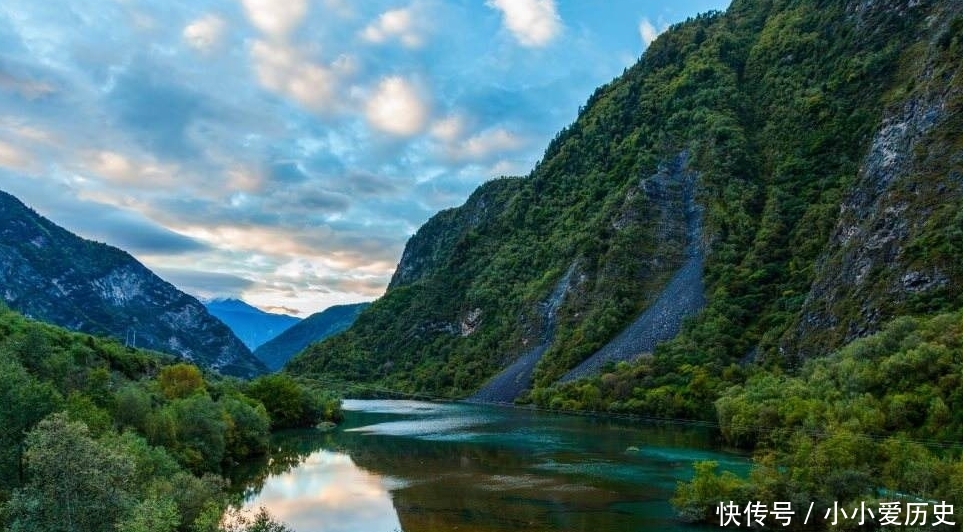 来四川只去九寨沟？这个景区的美丝毫不比九寨沟差，人少消费还低