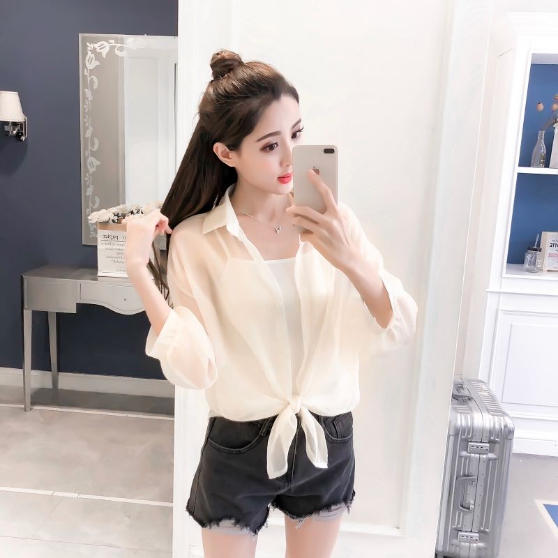 新知道一种小衫叫“透视衫”，时尚又性感，小姐姐穿上真的很美