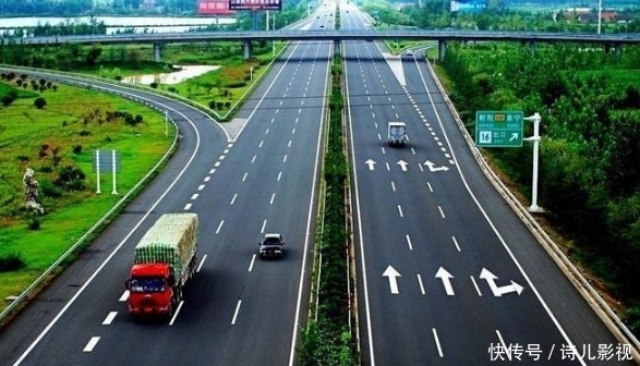  高速■厉害了我的国！第一条“不限速”公路真的来了，全程没有