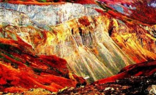 长白山到底有什么秘密，日本每年都对长白山进行勘测？这才是真实