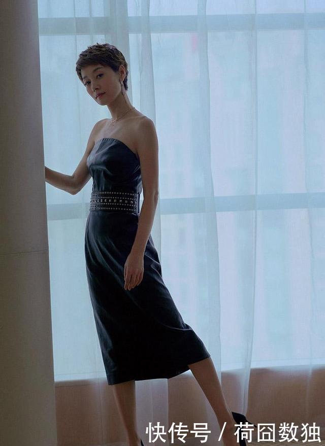  「马伊」44岁马伊琍翻车了，紧身皮裙勒出小肚腩，前凸后翘却更显尴尬