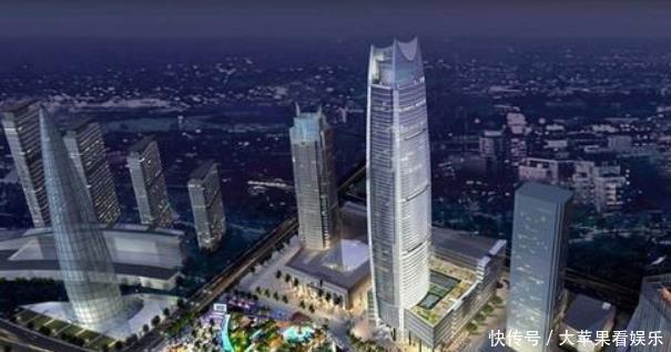  [我国]我国一个“很牛”的镇一条街有6家五星级酒店，外来人口30几万！