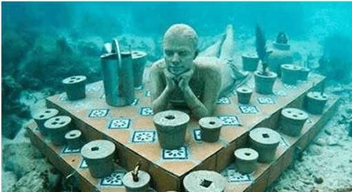 海底居住着神秘的人类？是谣言还是真事，难以分辨