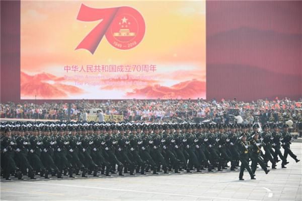  「大图」高清大图丨预备役部队方队