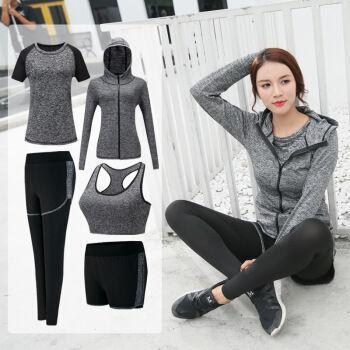 “蜜桃裤”早落伍了!今年流行这样的瑜伽服，凸显S曲线