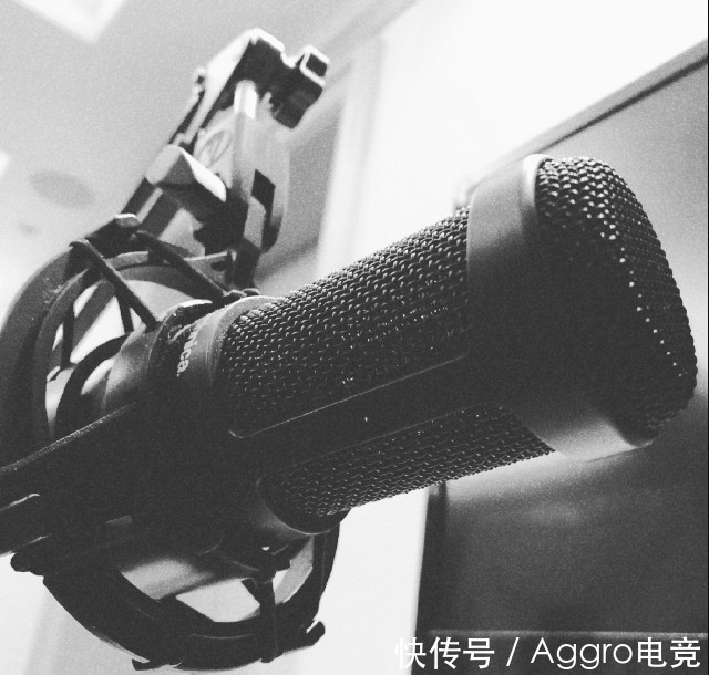 UU发博宣布复播消息，卢本伟躺上热搜，这一波炒作很成功